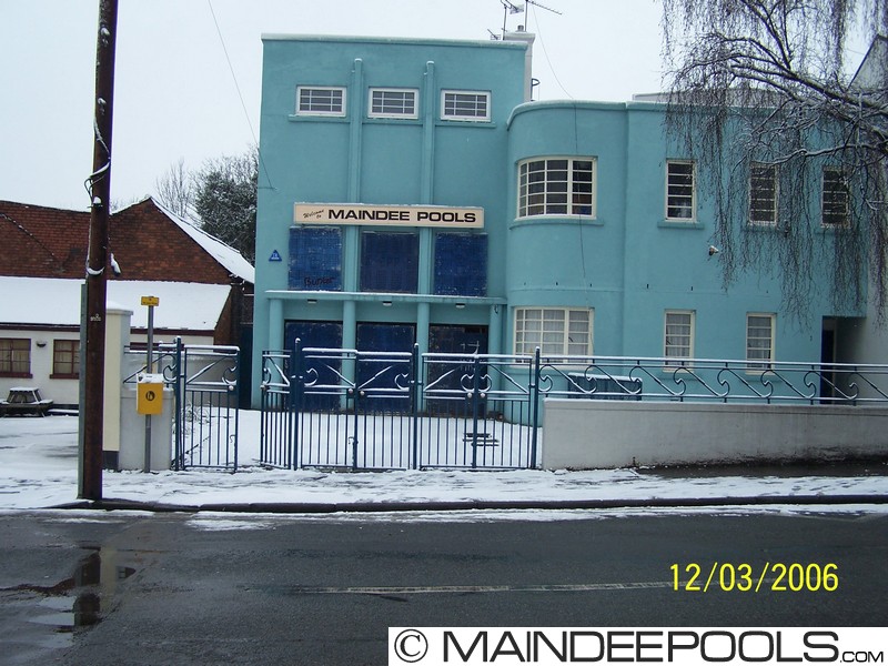 Maindee Pools (12th March 2006)