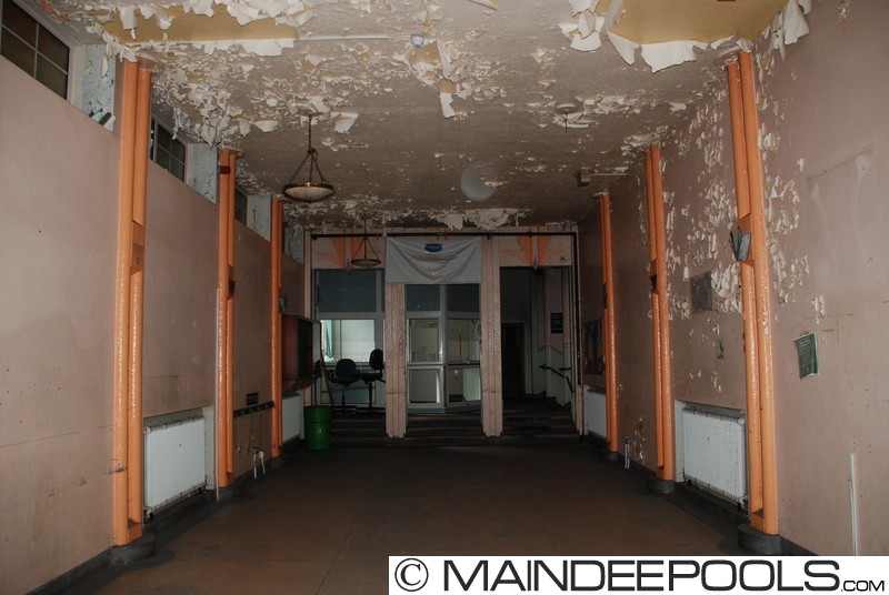 Interior photos of Maindee Pools (July 2010)